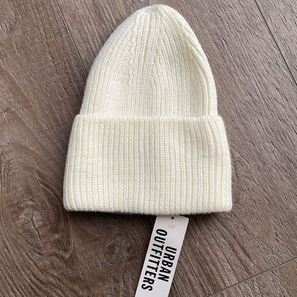 Current Season Urban Outfitters Khloe Ribbed Knit Beanie in Ivory - Picture 3 of 4